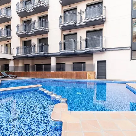 In With Pool And Parking Daire Lloret de Mar