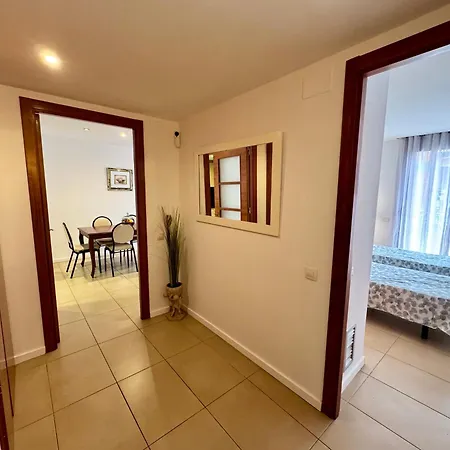 In With Pool And Parking Lloret de Mar