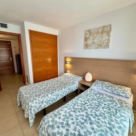 Apartment In With Pool And Parking Lloret de Mar